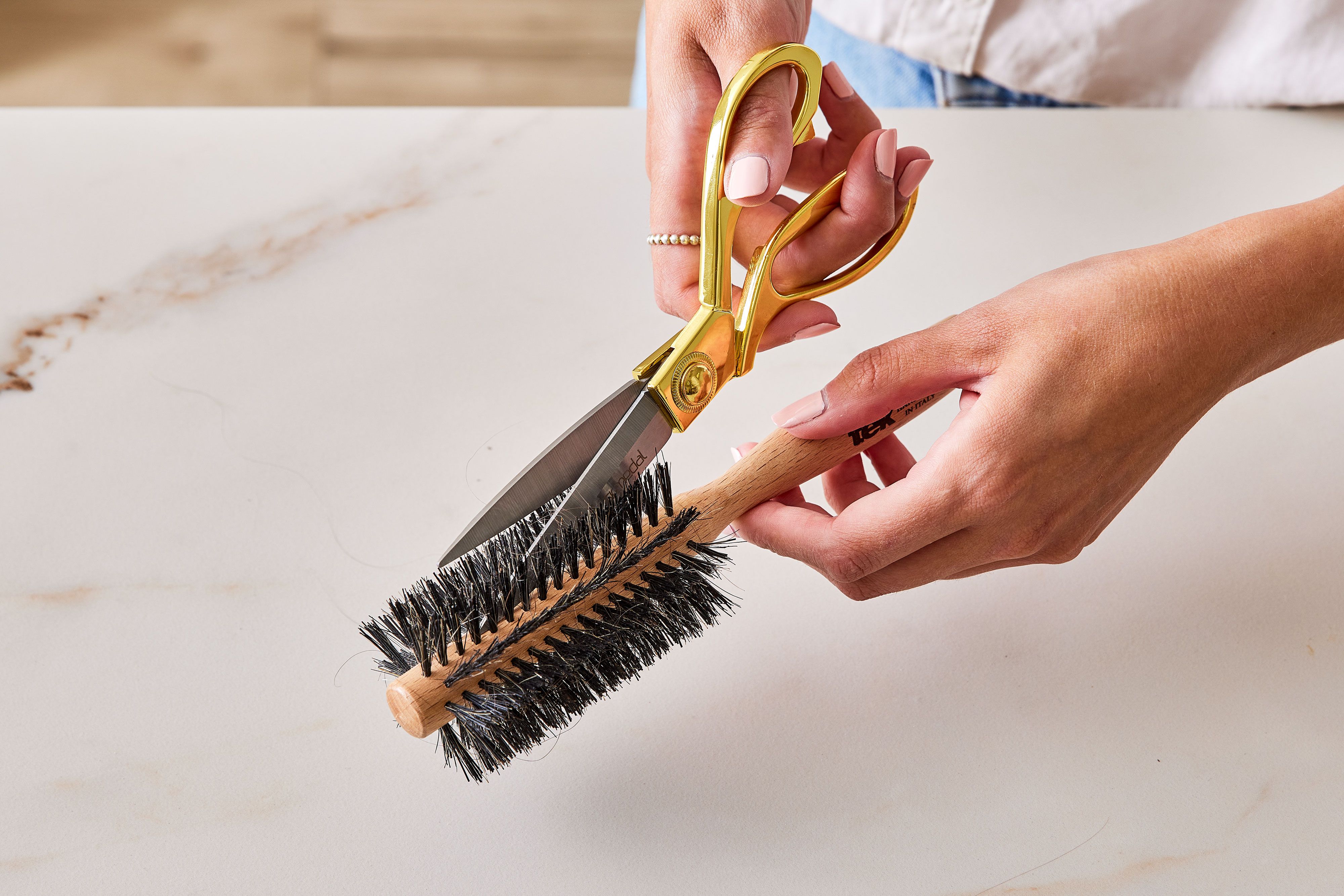 How to Clean Hairbrushes: The Complete Guide for All Types of Brushes